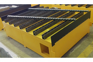 TABLE WITH CONTROLLED SECTIONAL  AIR EXTRACTION SYSTEM (OPERATIONAL AREA 1500X3000MM)
